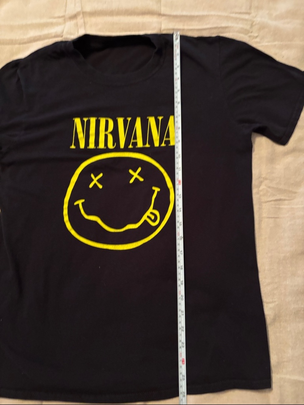 Nirvana  Black Tee with Yellow Logo S - Picture 4 of 5
